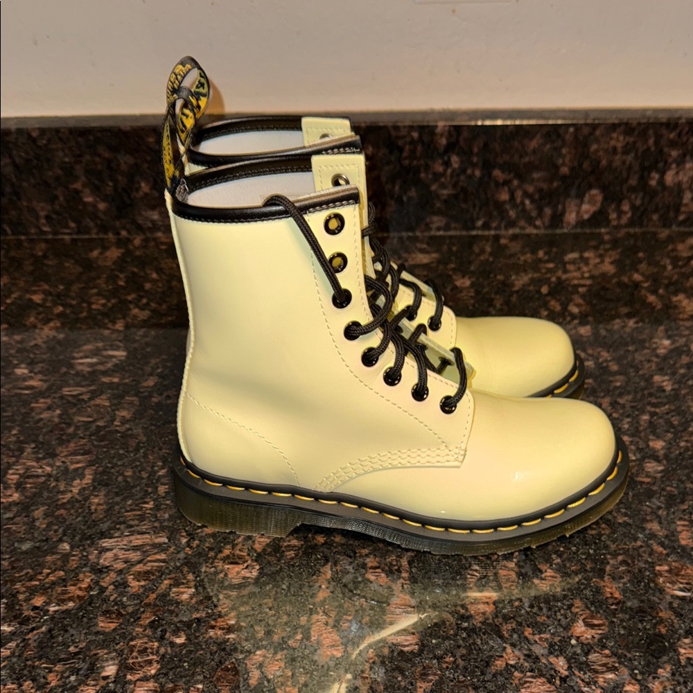 Dr. Martens Size 6 Tolie Cream Boots. New without box!